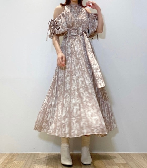 2wayボリュームスリーブプリントワンピース　ロングワンピース